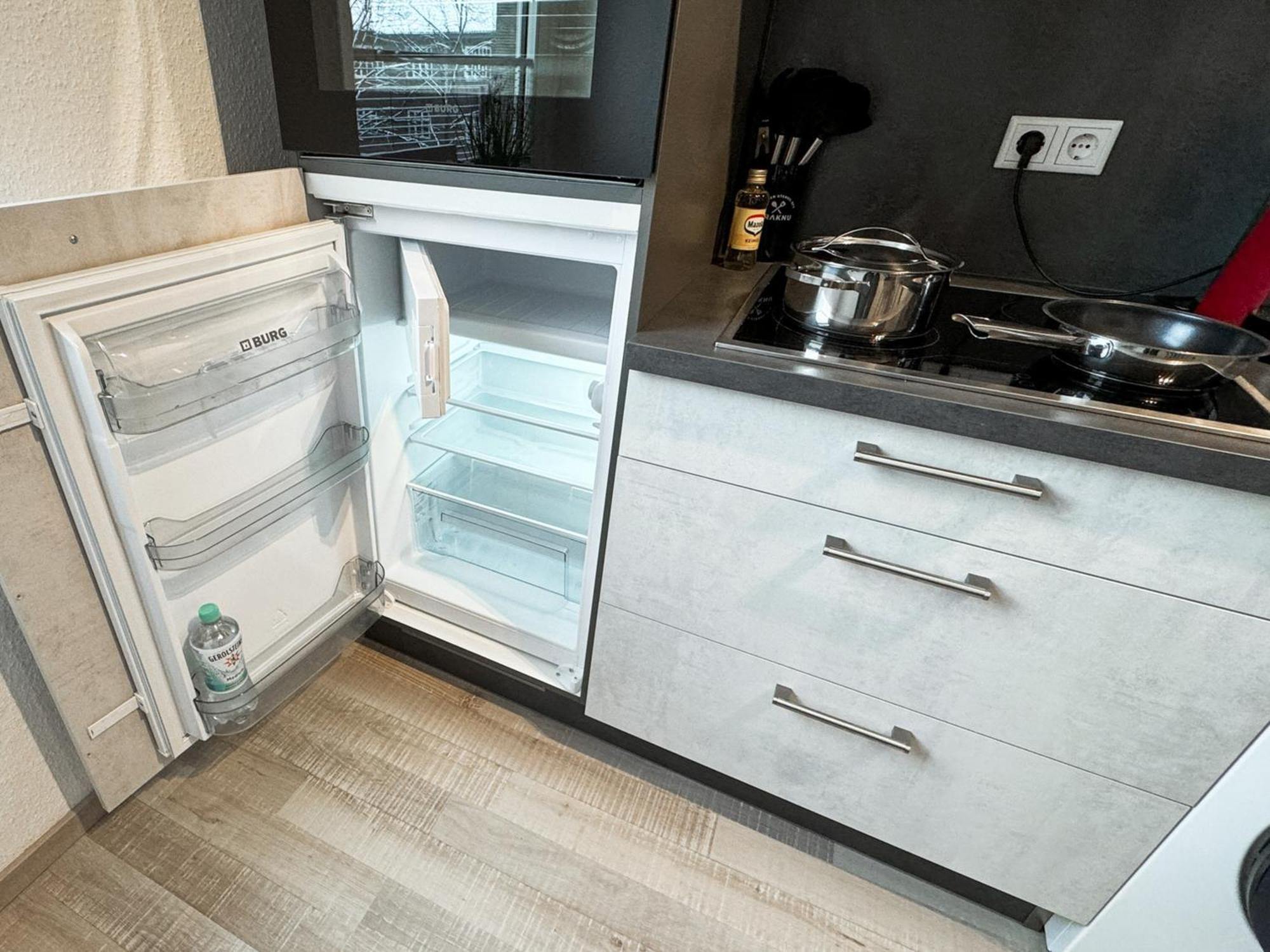 Modernes Apartment In Top Lage Komfortabel Eingerichtet Mit Arbeitsplatz Und Kueche - Geibelsuite Hanôver Exterior foto