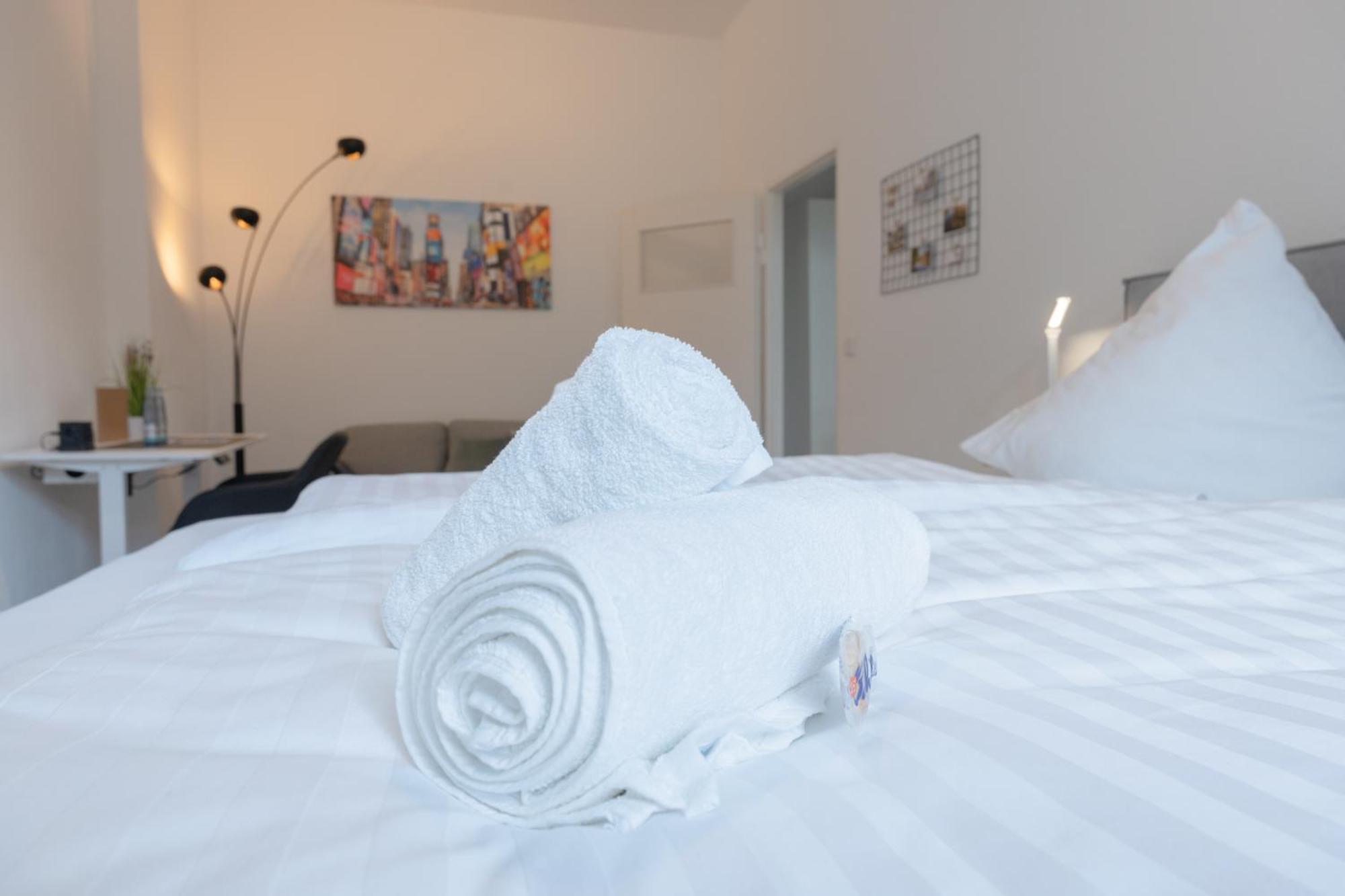 Modernes Apartment In Top Lage Komfortabel Eingerichtet Mit Arbeitsplatz Und Kueche - Geibelsuite Hanôver Exterior foto