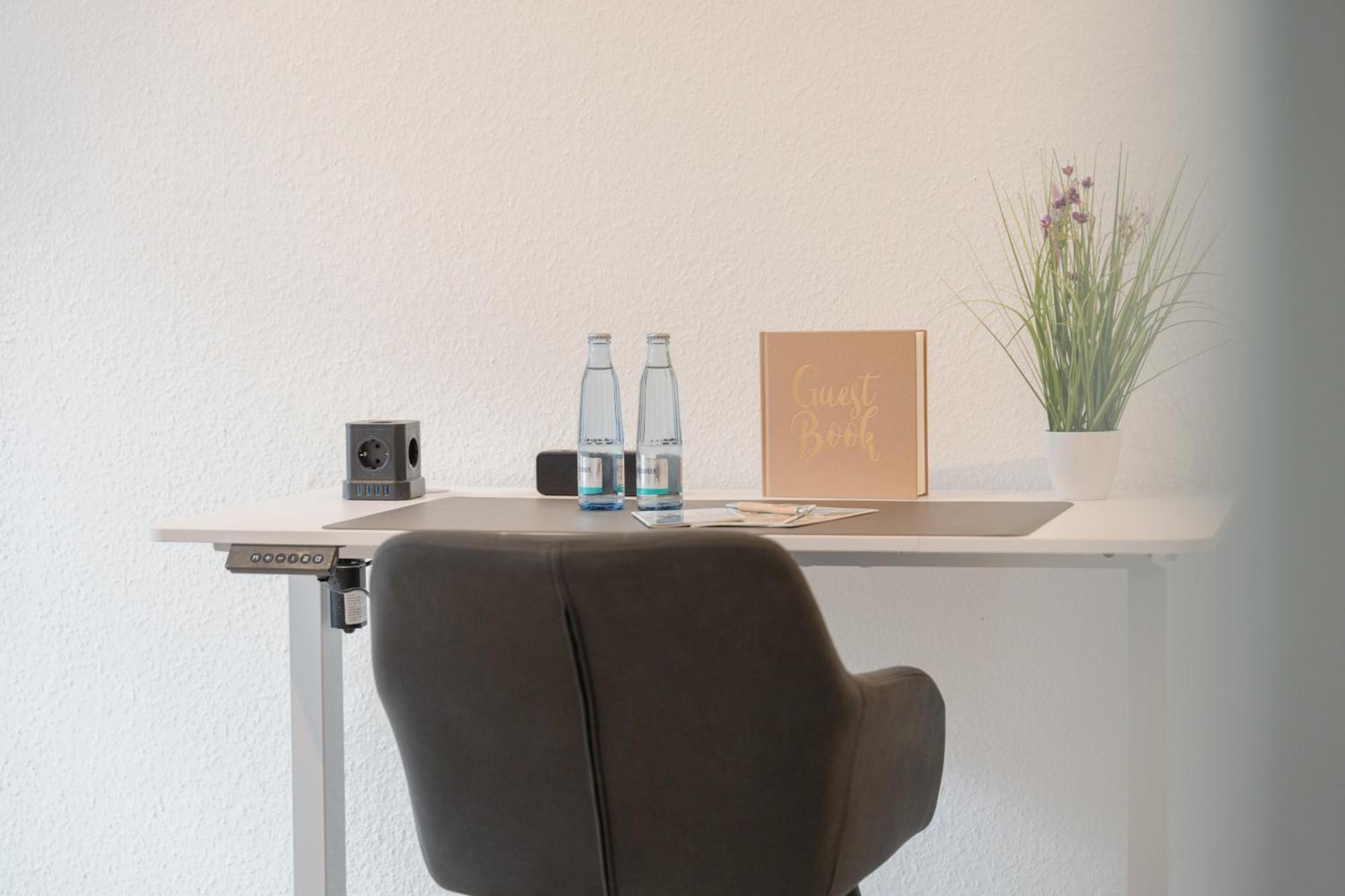 Modernes Apartment In Top Lage Komfortabel Eingerichtet Mit Arbeitsplatz Und Kueche - Geibelsuite Hanôver Exterior foto